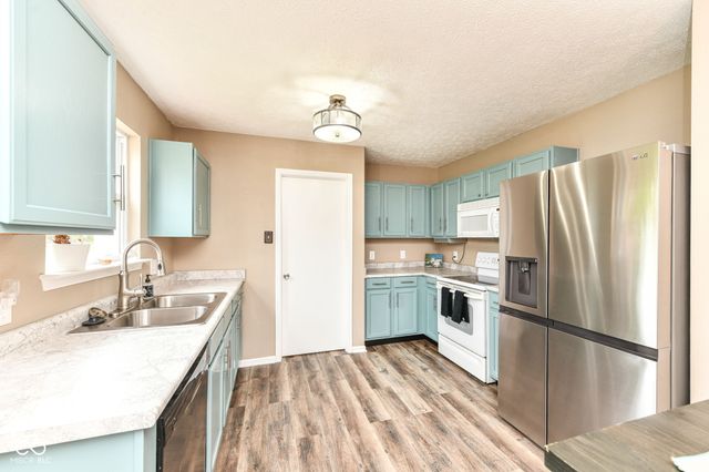 14486 Angel Berry Circle, Fishers, IN 46038