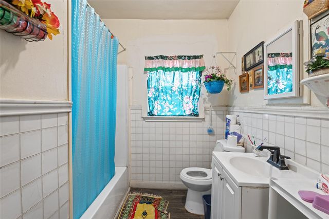 118 N Hagerman Street, Houston, TX 77011