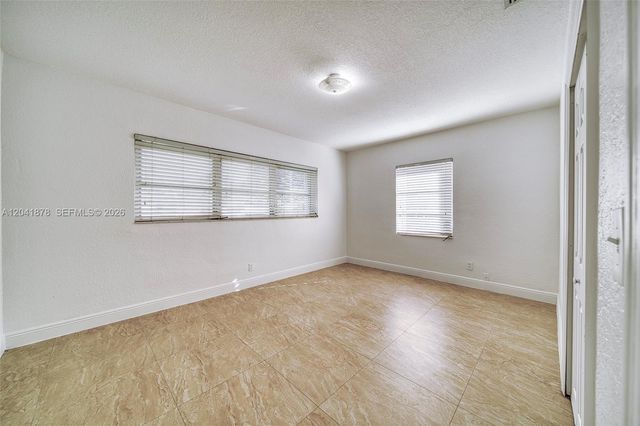 4136 SW 14th St 4136, Miami, FL 33134