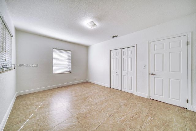 4136 SW 14th St 4136, Miami, FL 33134