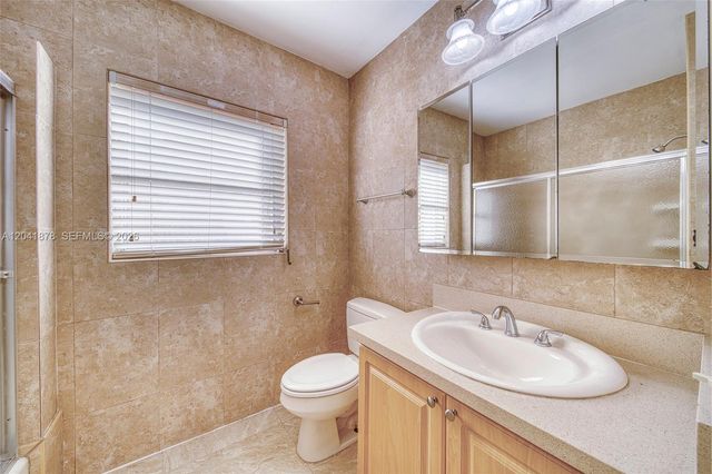 4136 SW 14th St 4136, Miami, FL 33134