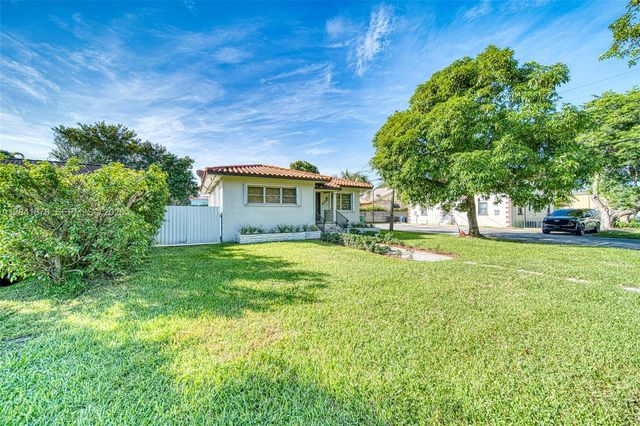 4136 SW 14th St 4136, Miami, FL 33134
