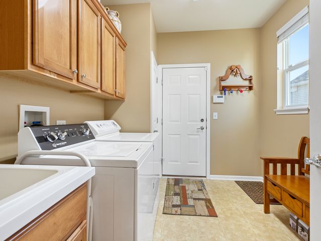 3001 Ravinia Circle, Mundelein, IL 60060