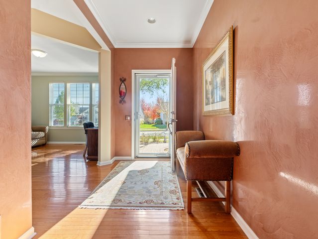 3001 Ravinia Circle, Mundelein, IL 60060