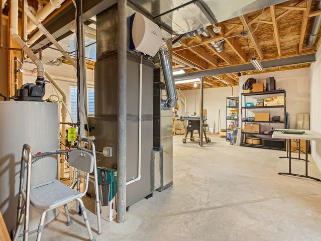 3001 Ravinia Circle, Mundelein, IL 60060