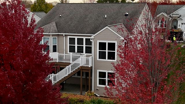 3001 Ravinia Circle, Mundelein, IL 60060