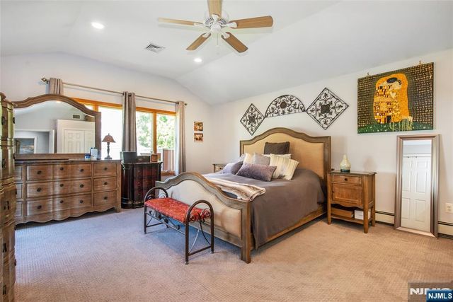 1 Circle Boulevard, West Milford, NJ 07435
