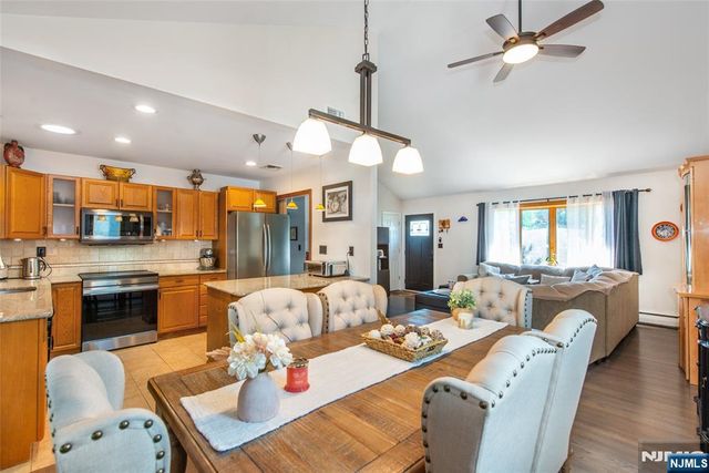 1 Circle Boulevard, West Milford, NJ 07435