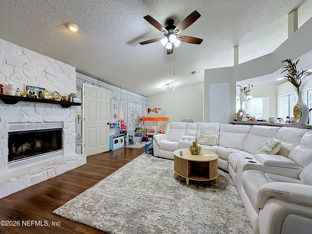3346 DEERFIELD POINTE DR Drive, Orange Park, FL 32073