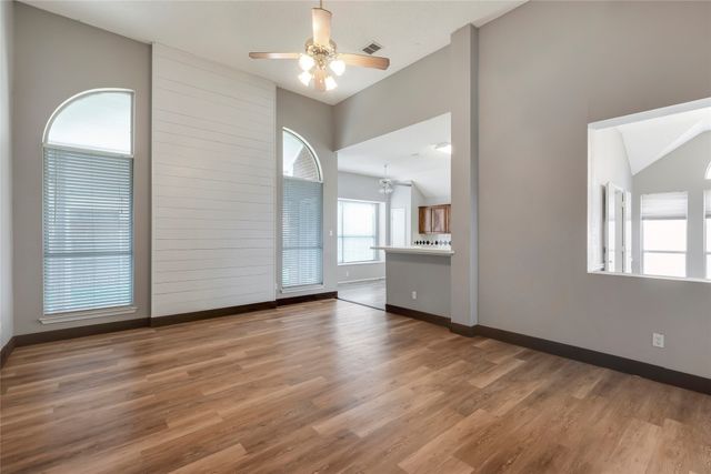 8201 Pacific Street, Frisco, TX 75035