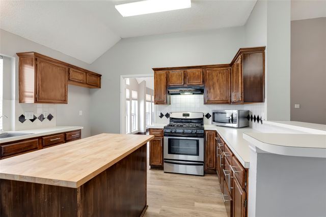 8201 Pacific Street, Frisco, TX 75035