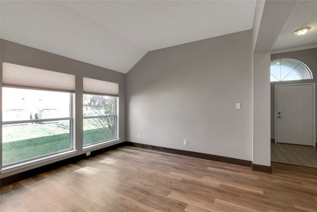 8201 Pacific Street, Frisco, TX 75035