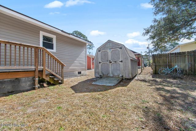 6921 Pearl Street SW, Ocean Isle Beach, NC 28469