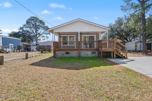 6921 Pearl Street SW, Ocean Isle Beach, NC 28469