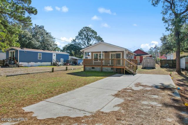 6921 Pearl Street SW, Ocean Isle Beach, NC 28469