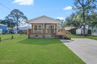 6921 Pearl Street SW, Ocean Isle Beach, NC 28469