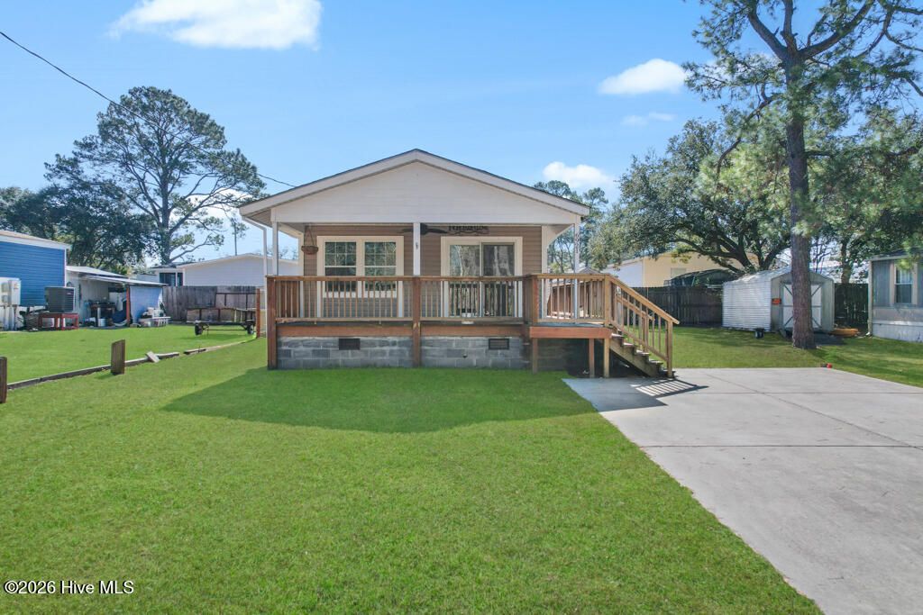 6921 Pearl Street SW, Ocean Isle Beach, NC 28469