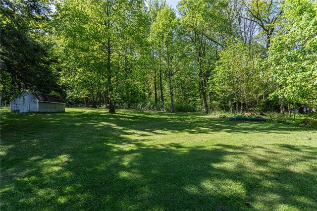 1213 Mccormick Ave, South Connellsville, PA 15425