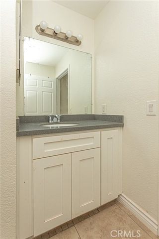 1265 Kendall 811, San Bernardino, CA 92407