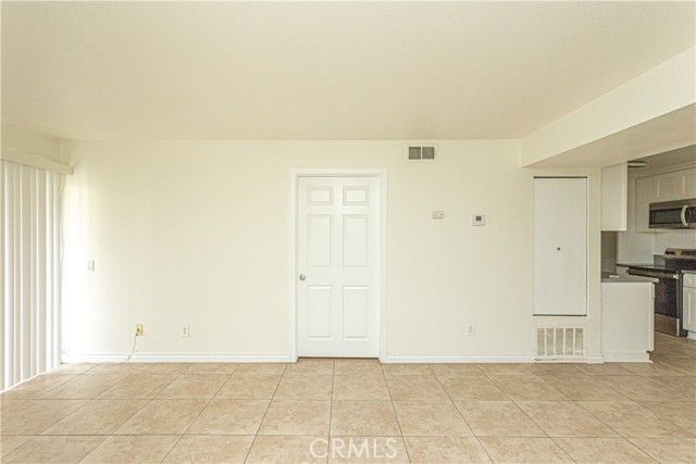 1265 Kendall 811, San Bernardino, CA 92407