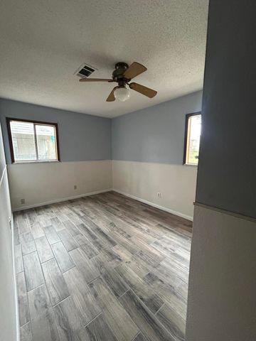 2010 Allison St, Leesville, LA 71446