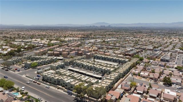 7066 Burcot Avenue 59, Las Vegas, NV 89156
