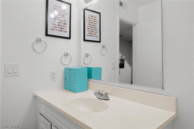 7066 Burcot Avenue 59, Las Vegas, NV 89156