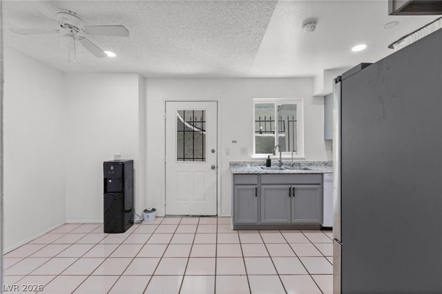 7066 Burcot Avenue 59, Las Vegas, NV 89156