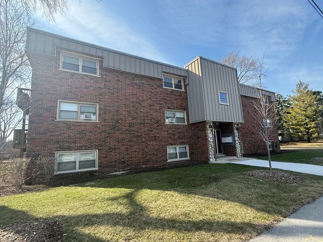 5720 East Avenue 3A, Countryside, IL 60525