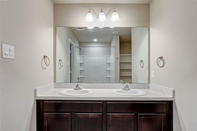 10135 Shagbark Hickory Court, Tomball, TX 77375