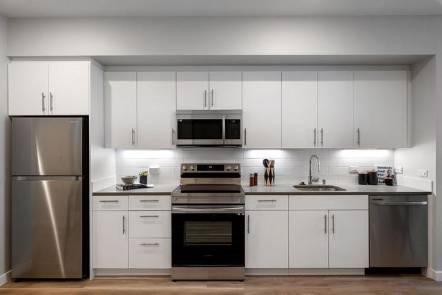 260 Brooklyn Basin Way 516, Oakland, CA 94606