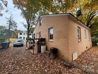 549 W Cama Street, Charlotte, NC 28217