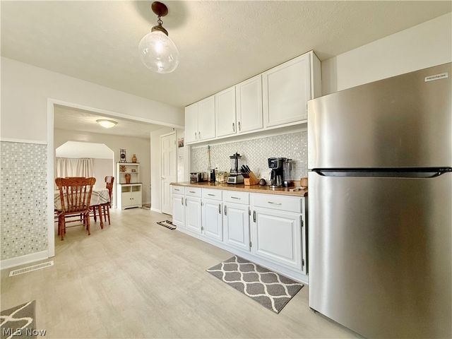 6 7th Street, Belpre, OH 45714