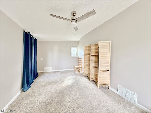 6 7th Street, Belpre, OH 45714