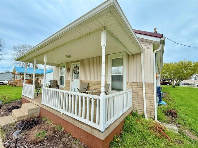6 7th Street, Belpre, OH 45714