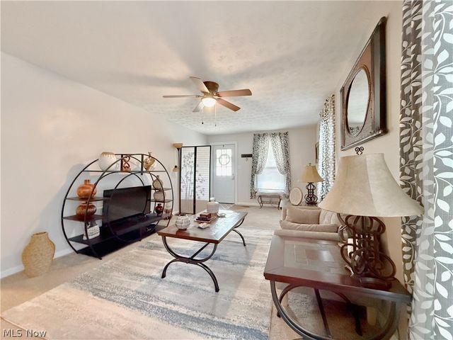 6 7th Street, Belpre, OH 45714
