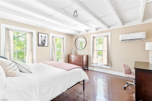 328 Main ST, Smithfield, VA 23430