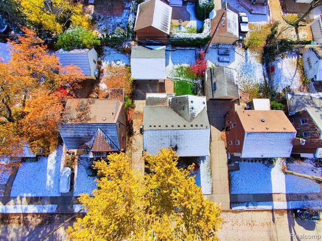 24907 Ward Street, Dearborn, MI 48124