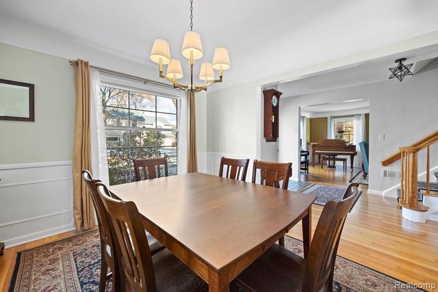 24907 Ward Street, Dearborn, MI 48124