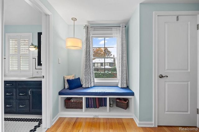 24907 Ward Street, Dearborn, MI 48124