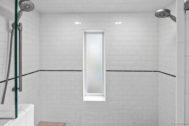 24907 Ward Street, Dearborn, MI 48124