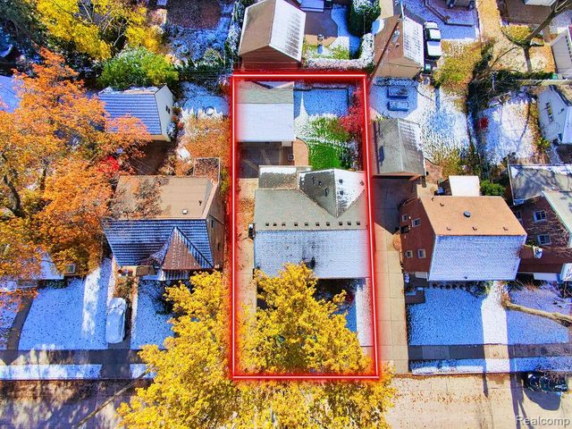 24907 Ward Street, Dearborn, MI 48124