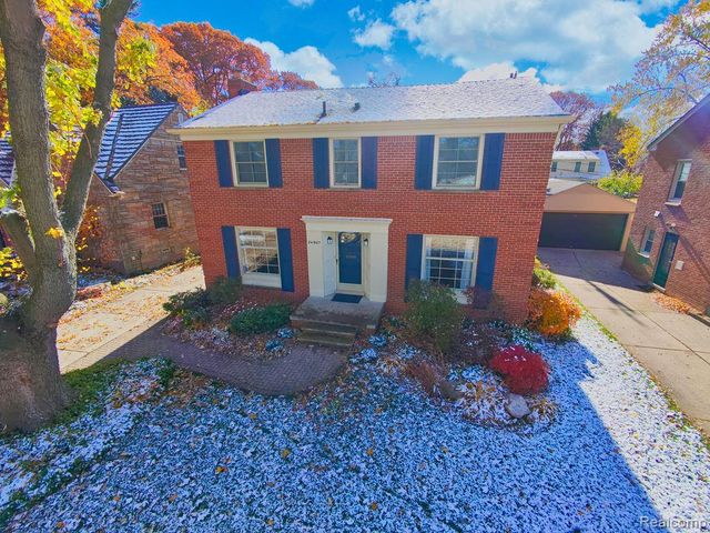 24907 Ward Street, Dearborn, MI 48124