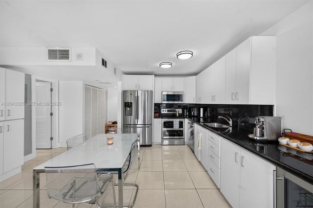 401 Ocean Drive 1001, Miami Beach, FL 33139