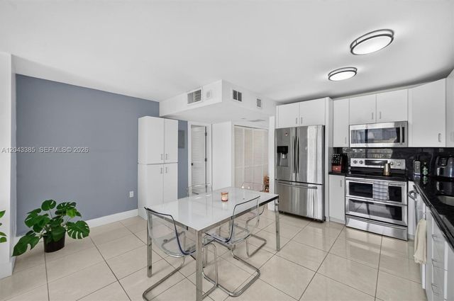 401 Ocean Drive 1001, Miami Beach, FL 33139