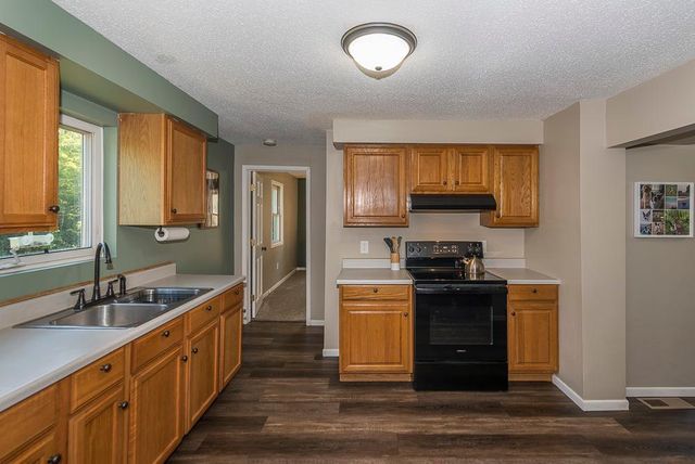 10202 Legionville Road, Brainerd, MN 56401