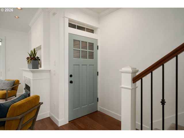 7515 Sw CAPITOL Hwy, Portland, OR 97219