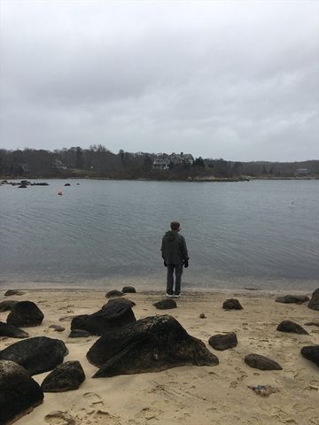 28 Ashton Ave, Falmouth, MA 02536