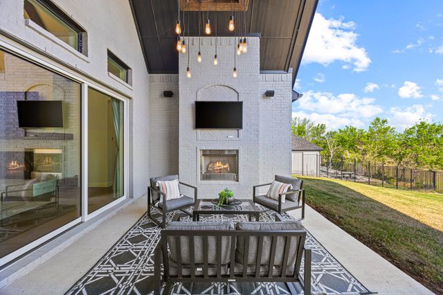 710 Singing Water Drive, Rockwall, TX 75087