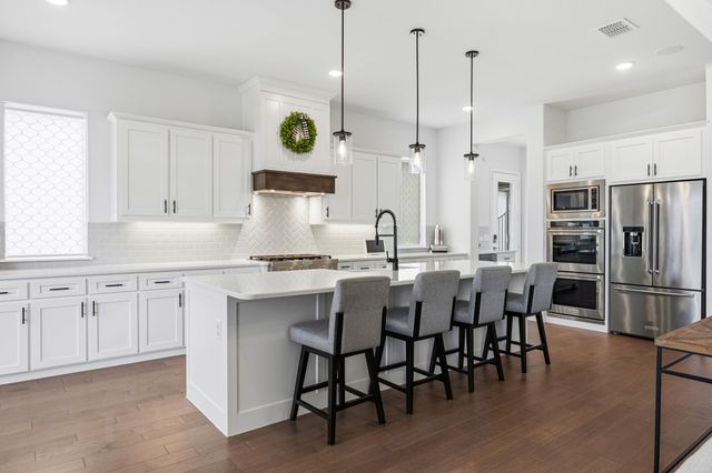 710 Singing Water Drive, Rockwall, TX 75087